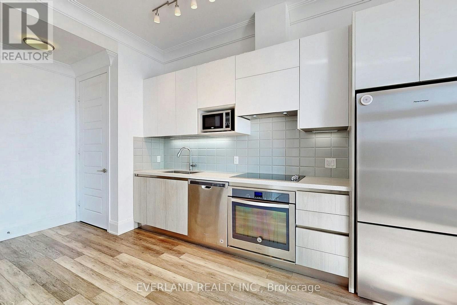 206-15 Water Walk Drive, Markham, ON, L6G 0G2 - 16