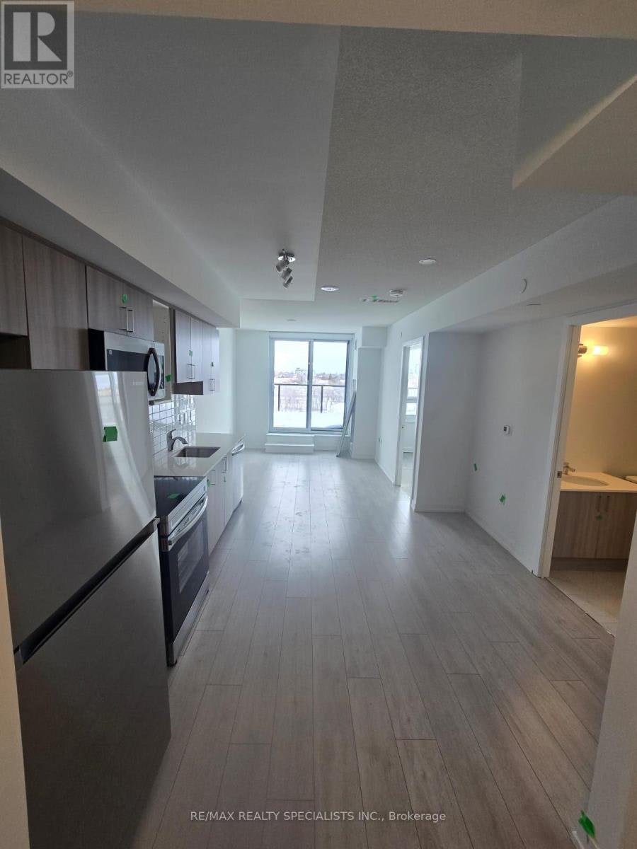 809-556 Marlee Avenue, Toronto, ON, M6B 0B1 - 4