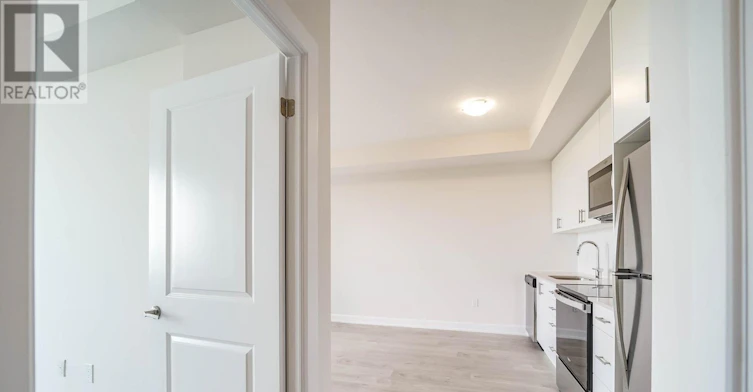 717-3200 William Coltson Avenue, Oakville, ON, L6H 7W6 - 9