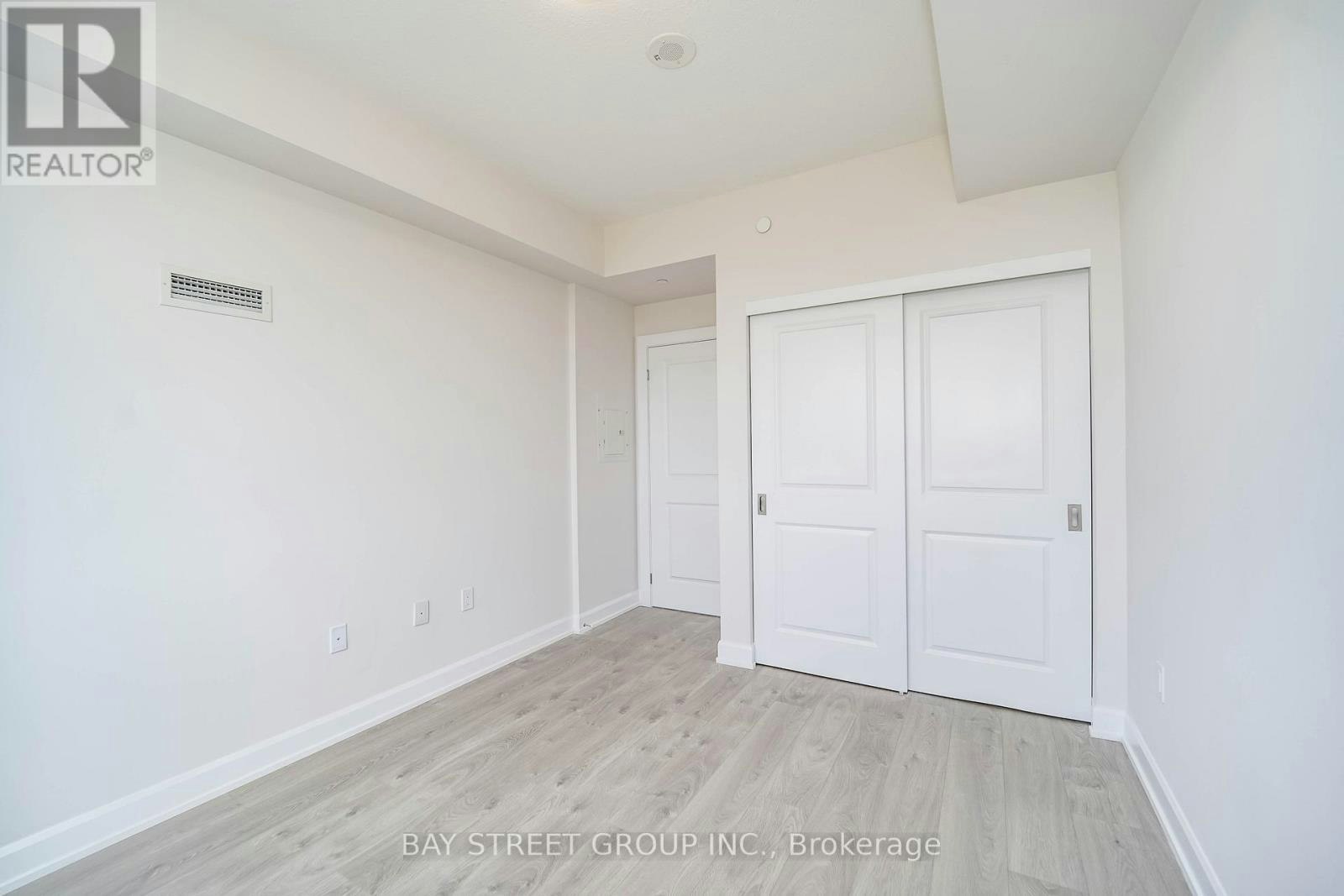 717-3200 William Coltson Avenue, Oakville, ON, L6H 7W6 - 13