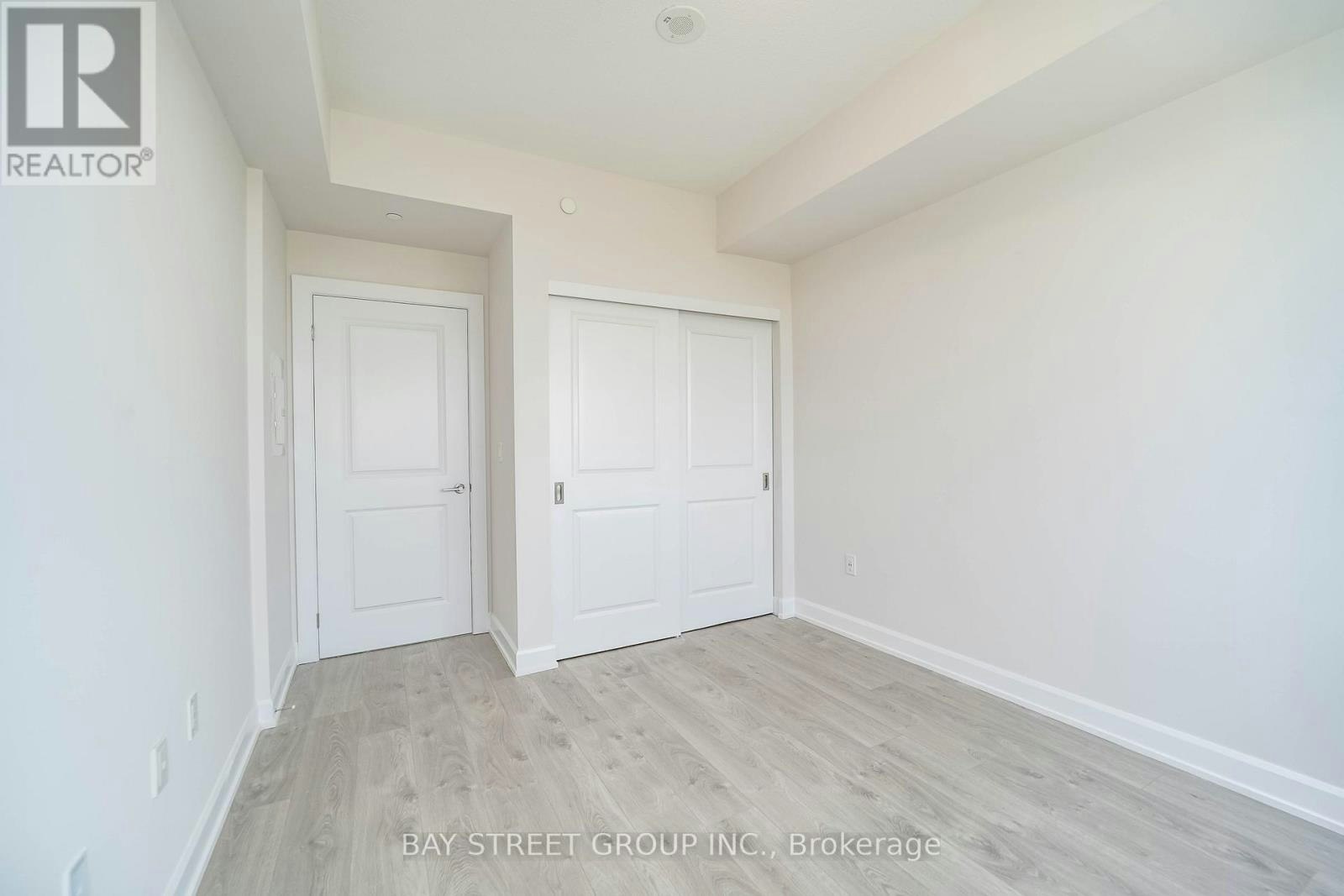 717-3200 William Coltson Avenue, Oakville, ON, L6H 7W6 - 14