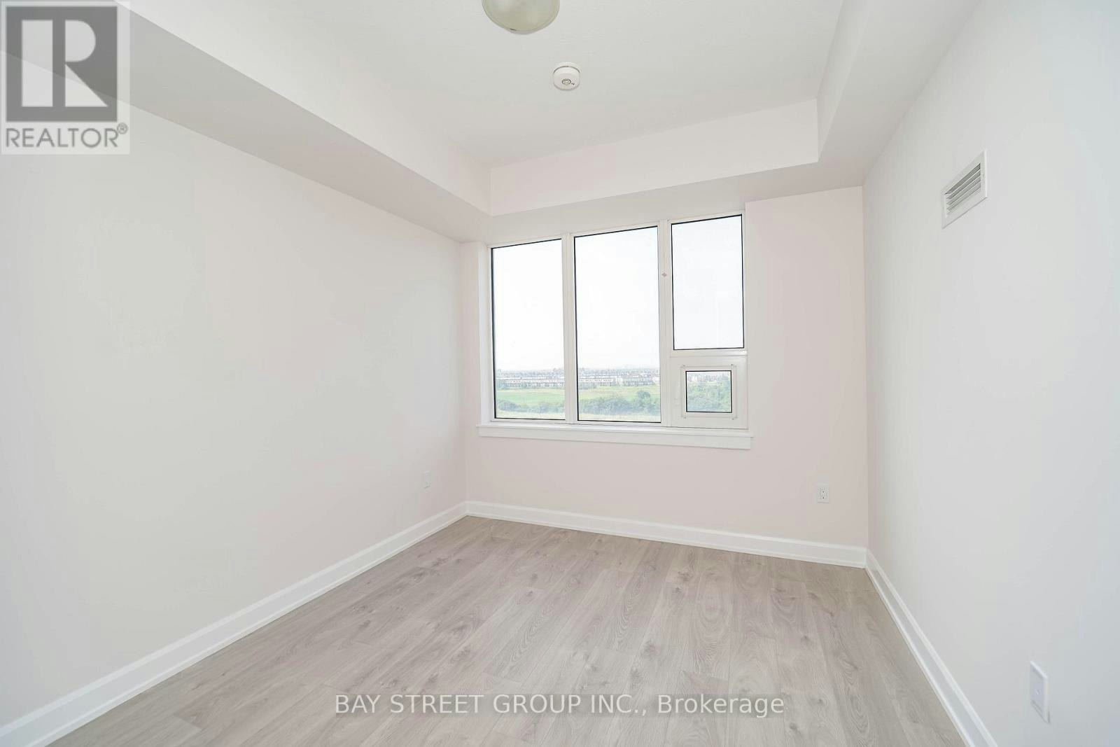 717-3200 William Coltson Avenue, Oakville, ON, L6H 7W6 - 10