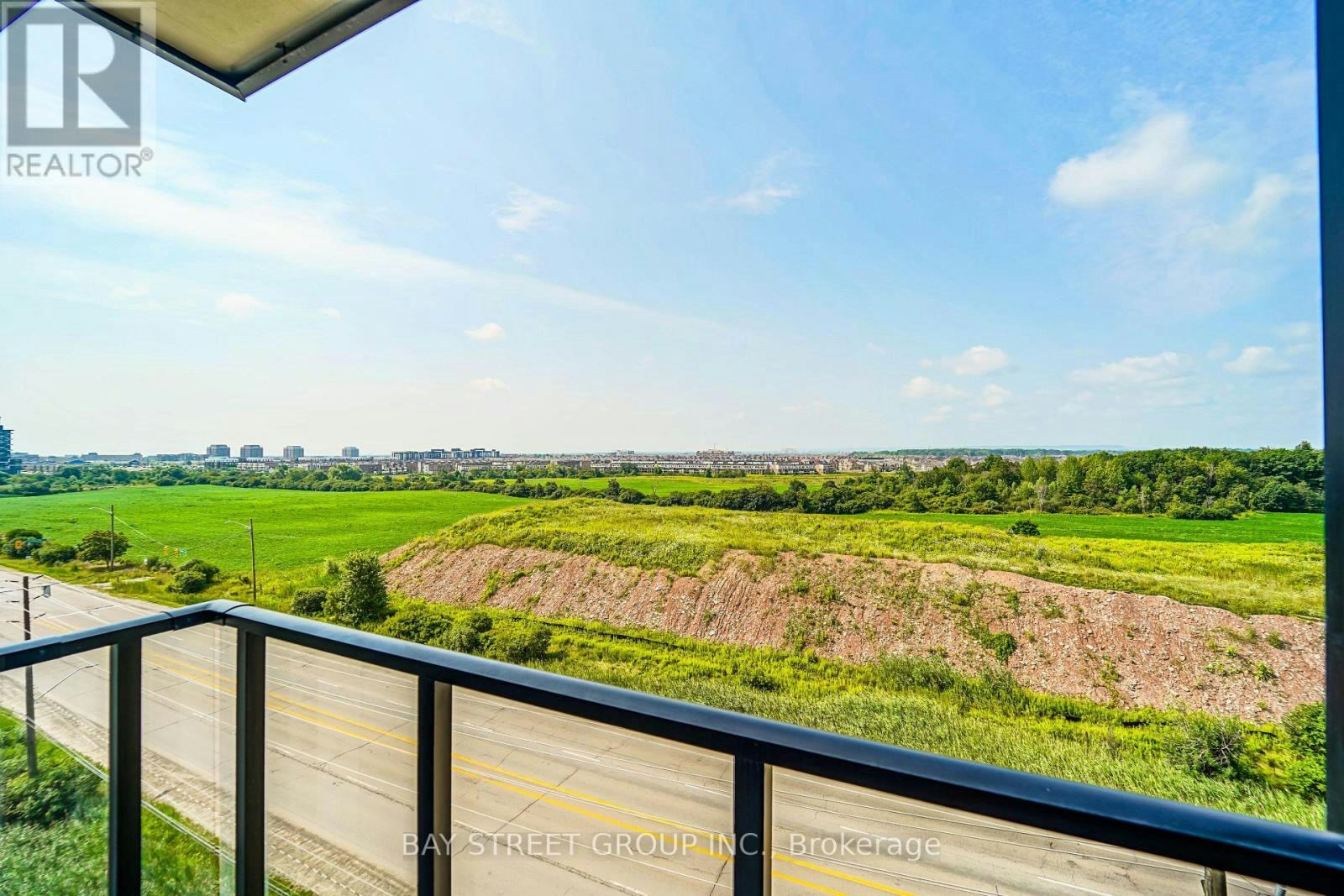 717-3200 William Coltson Avenue, Oakville, ON, L6H 7W6 - 30