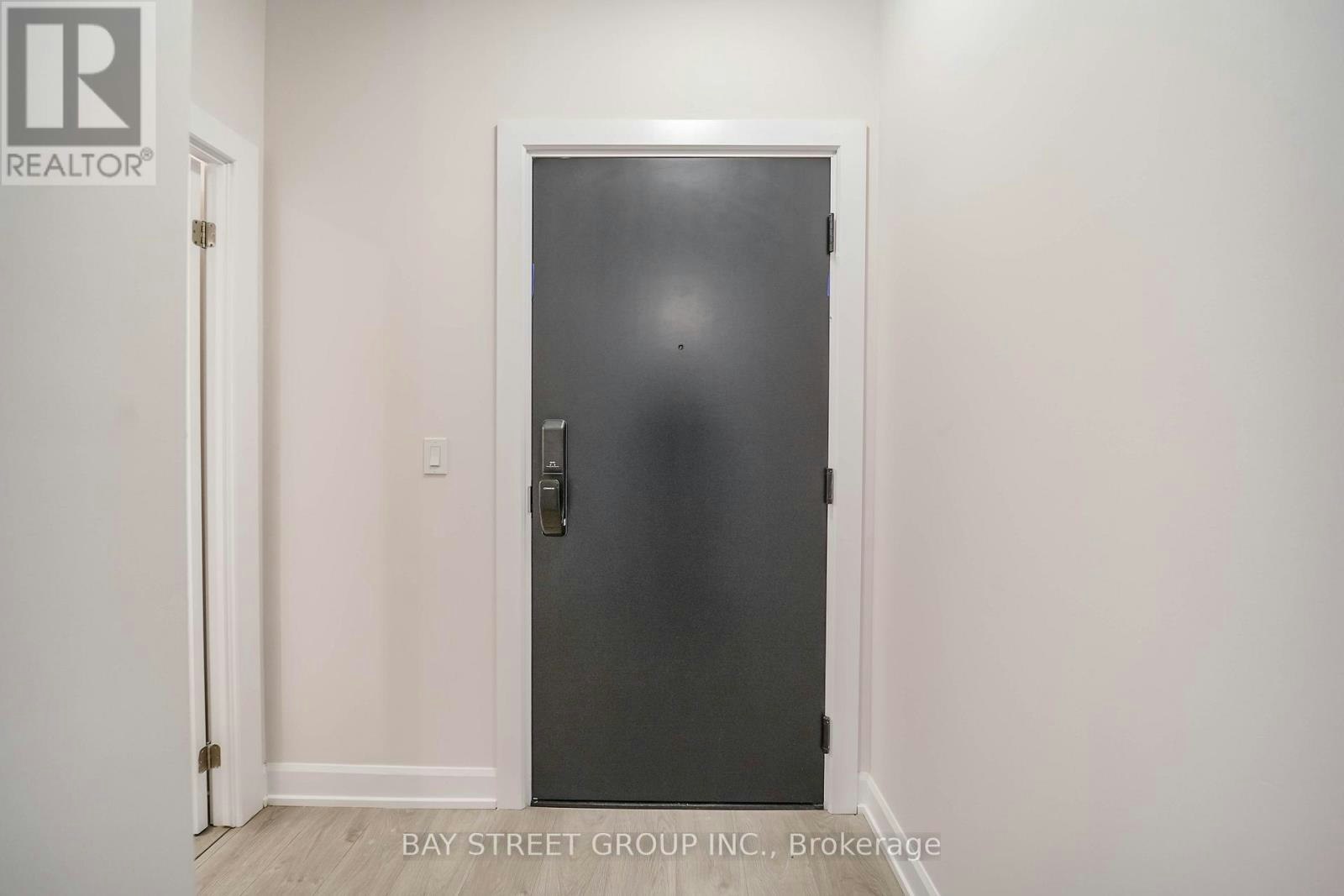 717-3200 William Coltson Avenue, Oakville, ON, L6H 7W6 - 5
