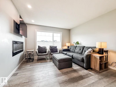 20947 95 Avenue NW - 4