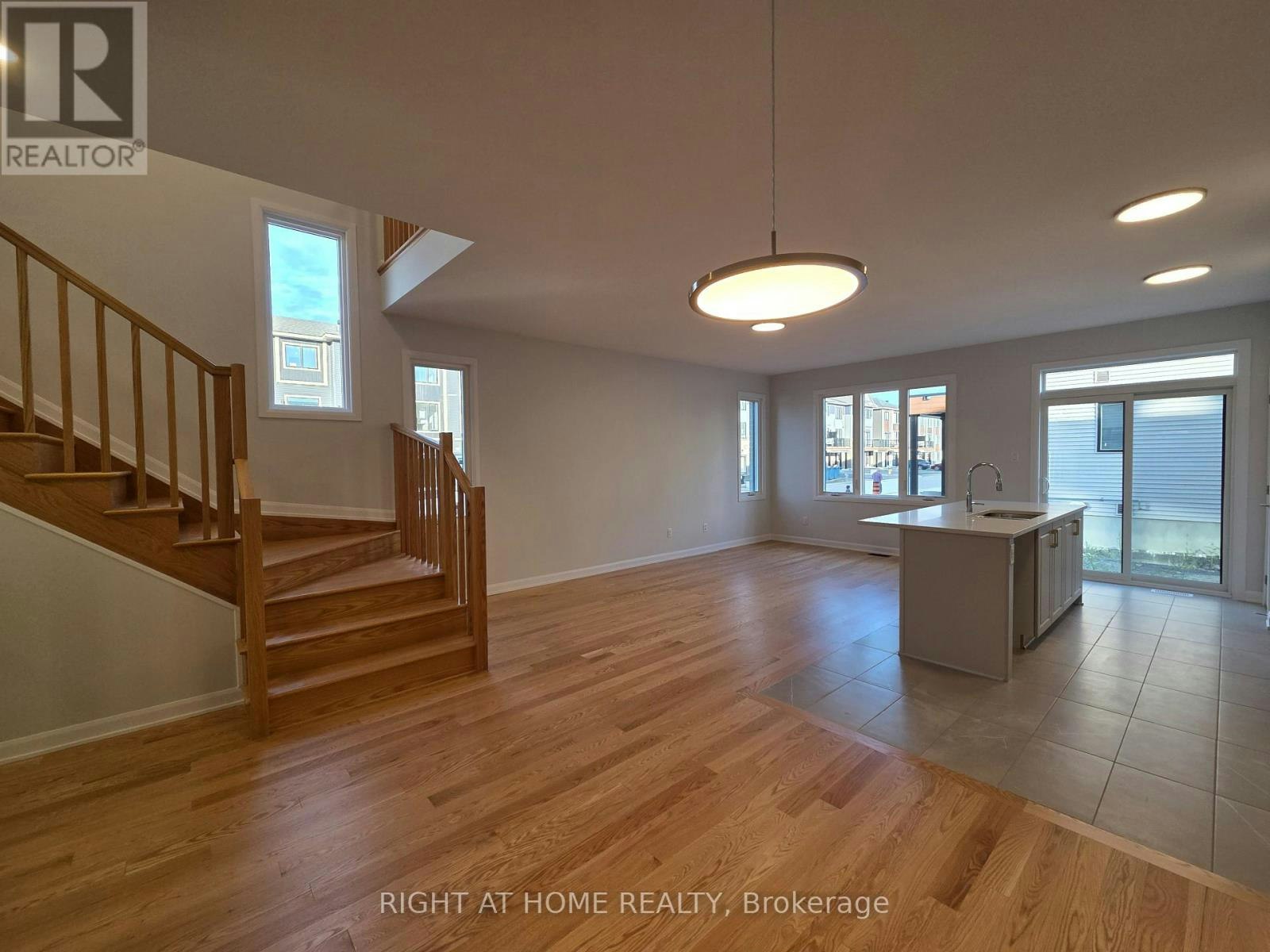 232 Bankside Way, Ottawa, ON, K2J 7N1 - 5