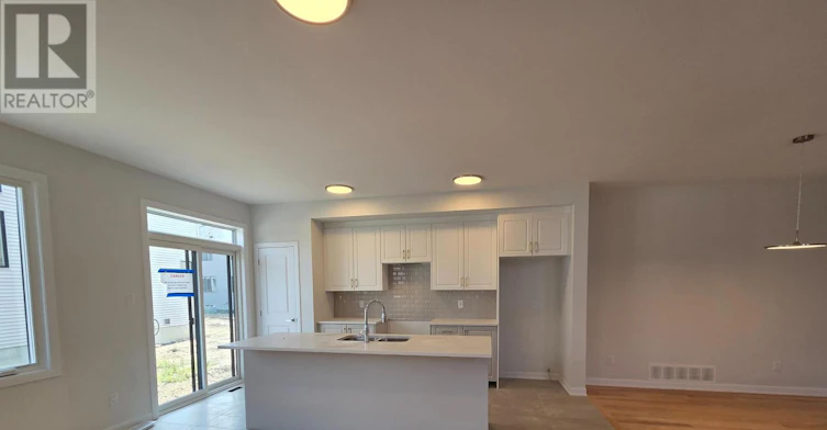 232 Bankside Way, Ottawa, ON, K2J 7N1 - 3