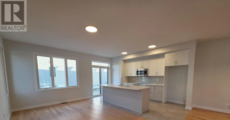 232 Bankside Way, Ottawa, ON, K2J 7N1 - 7