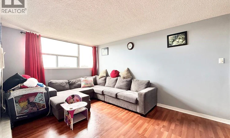 1013-2900 Battleford Road