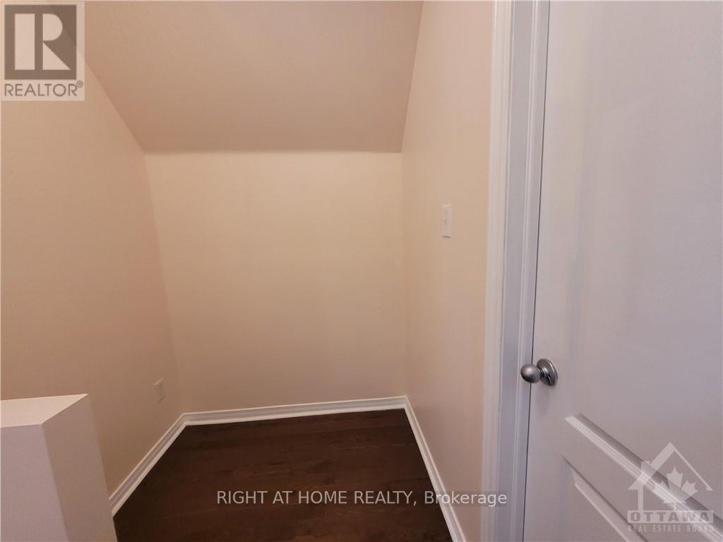 239 Highpointe Crescent, Ottawa, ON, K2J 5N8 - 22
