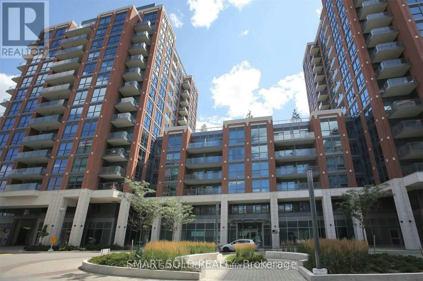 831-31 Tippett Road, Toronto, ON, M3H 2V1