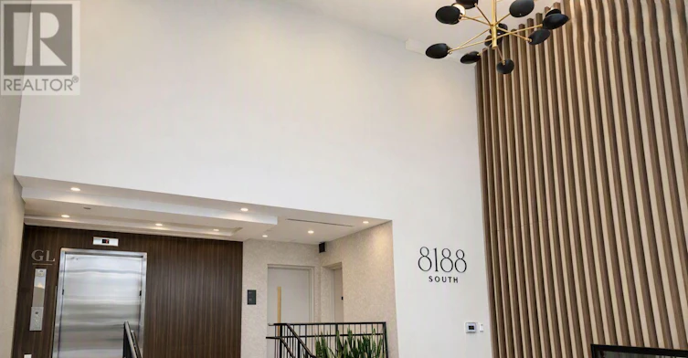520-8188 Yonge Street, Vaughan, ON, L4J 0M2 - 2
