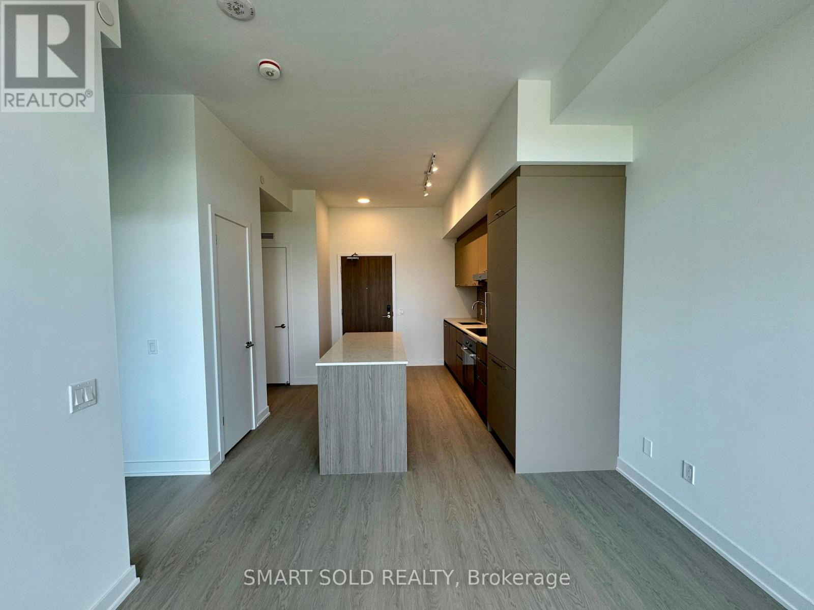 520-8188 Yonge Street, Vaughan, ON, L4J 0M2 - 5