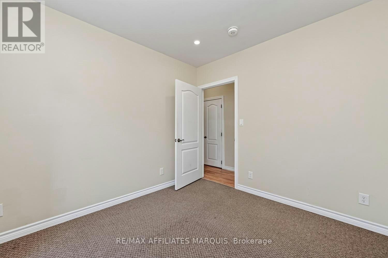 3 William Street E, Smiths Falls, ON, K7A 1C1 - 10