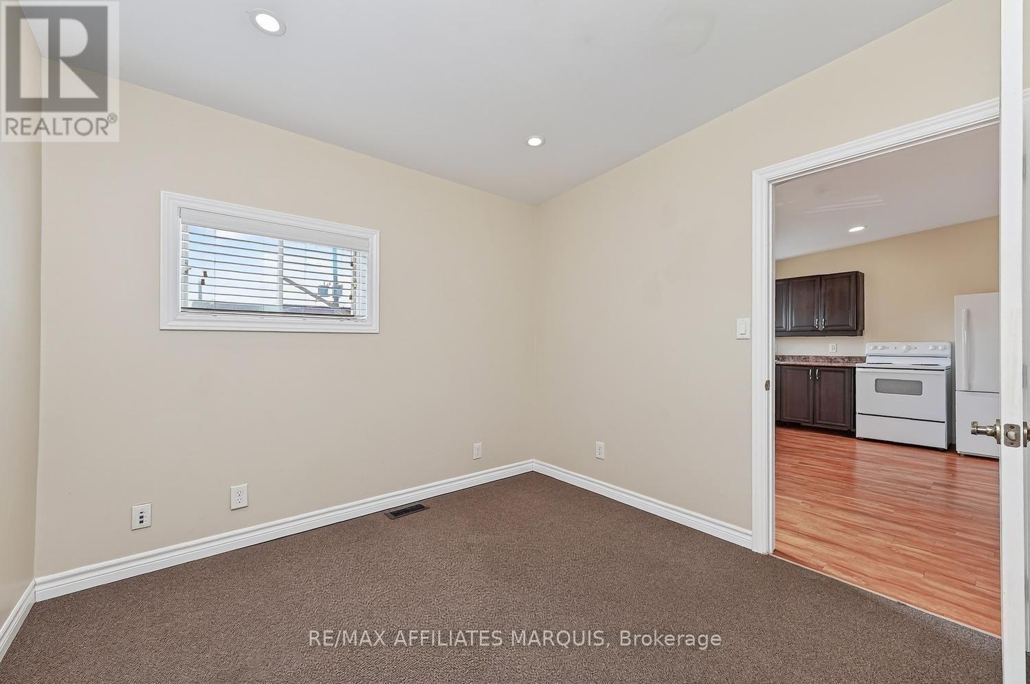 3 William Street E, Smiths Falls, ON, K7A 1C1 - 17