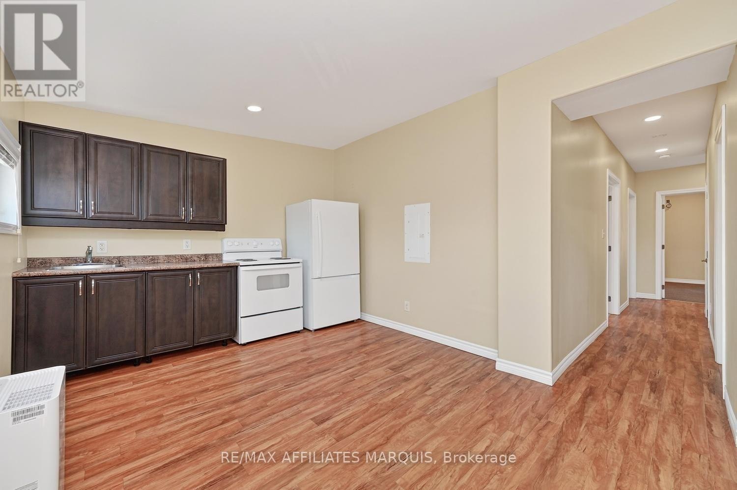 3 William Street E, Smiths Falls, ON, K7A 1C1 - 20