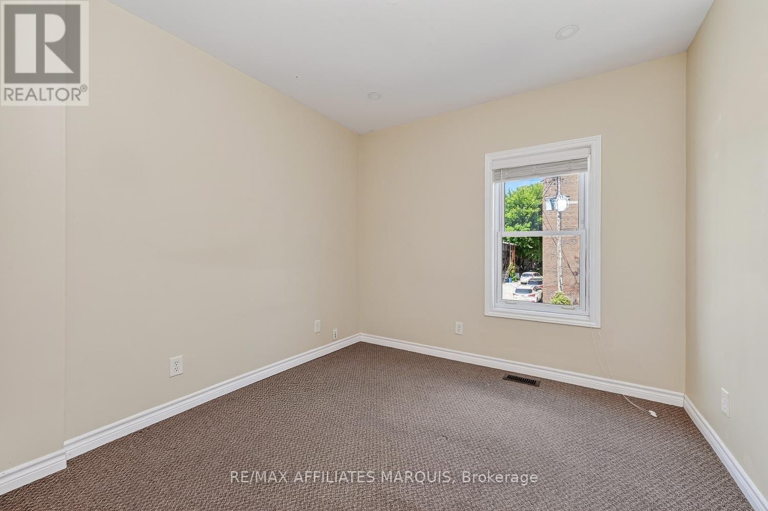 3 William Street E, Smiths Falls, ON, K7A 1C1 - 12
