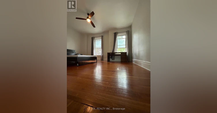 AA 2ND FLOOR-137 Denison Ave Avenue, Toronto, ON, M5T 2N2 - 11