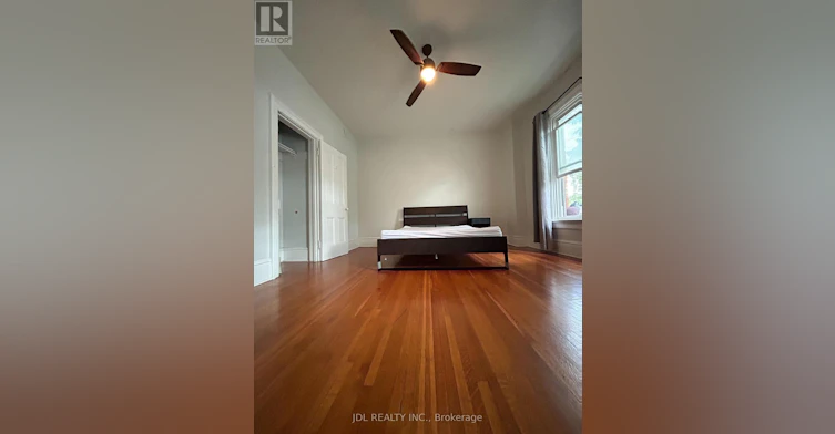 AA 2ND FLOOR-137 Denison Ave Avenue, Toronto, ON, M5T 2N2 - 14