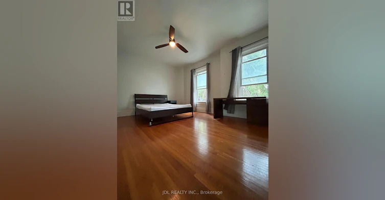 AA 2ND FLOOR-137 Denison Ave Avenue, Toronto, ON, M5T 2N2 - 12