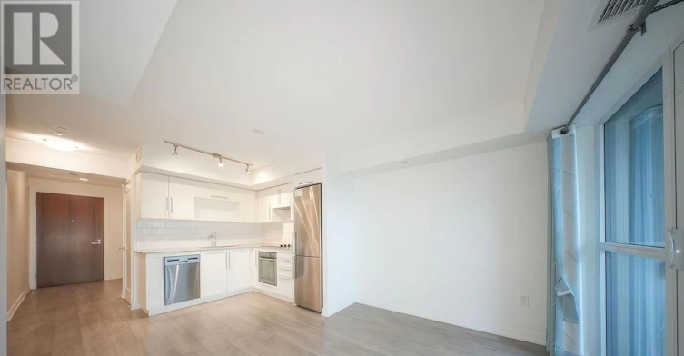 1215-275 Village Green Square, Toronto, ON, M1S 0K5 - 3