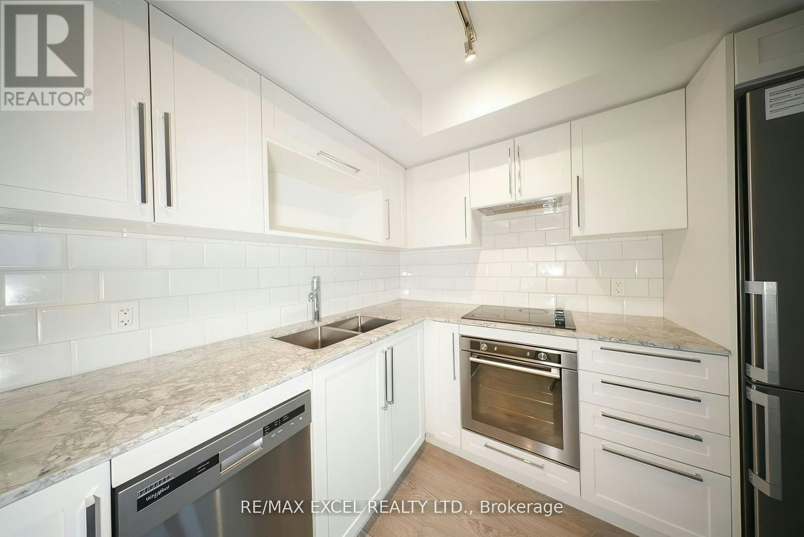 1215-275 Village Green Square, Toronto, ON, M1S 0K5 - 6