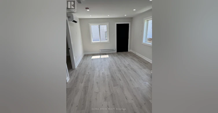 2- REAR UPPER-101 Minerva Avenue, Toronto, ON, M1M 1V8 - 4
