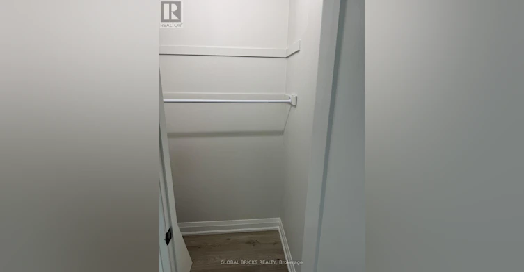 2- REAR UPPER-101 Minerva Avenue, Toronto, ON, M1M 1V8 - 16
