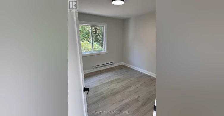 2- REAR UPPER-101 Minerva Avenue, Toronto, ON, M1M 1V8 - 10