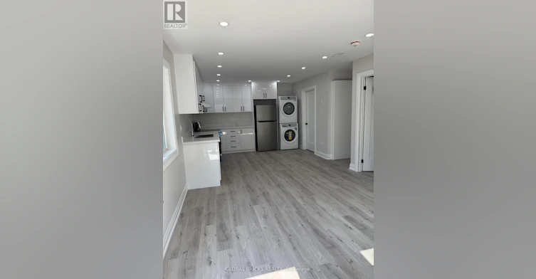 2- REAR UPPER-101 Minerva Avenue, Toronto, ON, M1M 1V8 - 3
