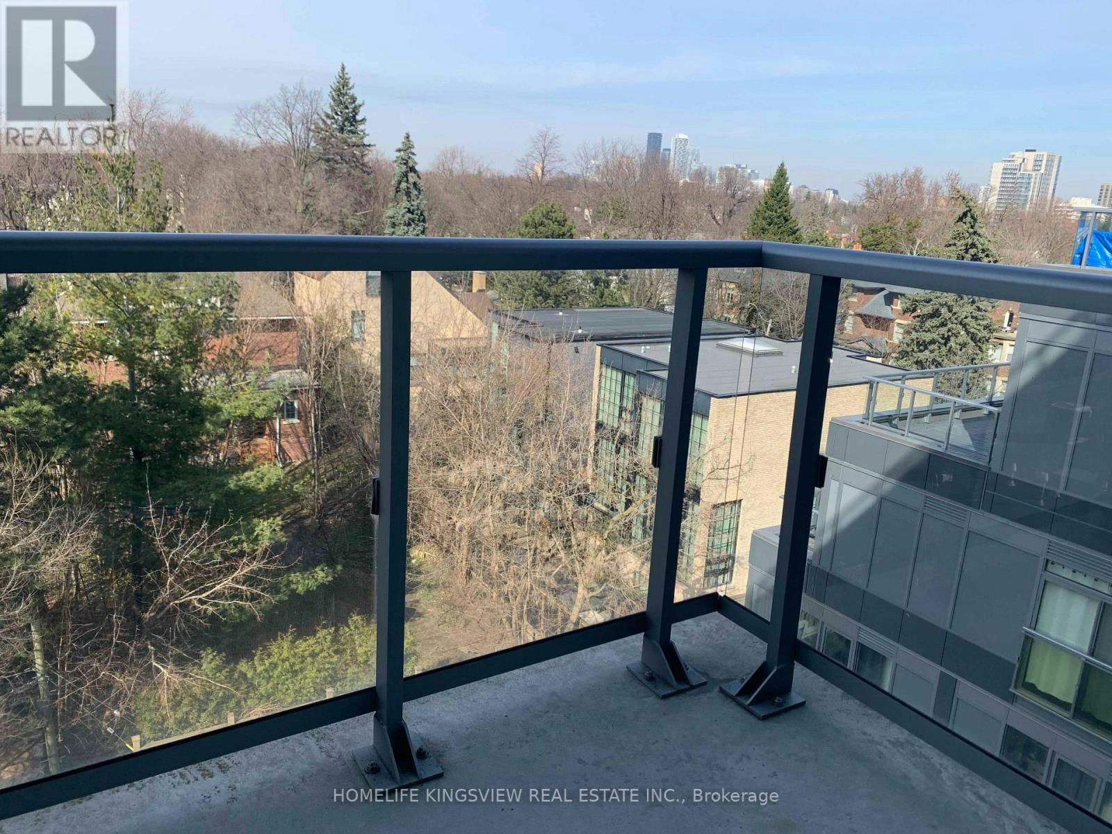 613-6 Parkwood Avenue, Toronto, ON, M4V 0A3 - 9