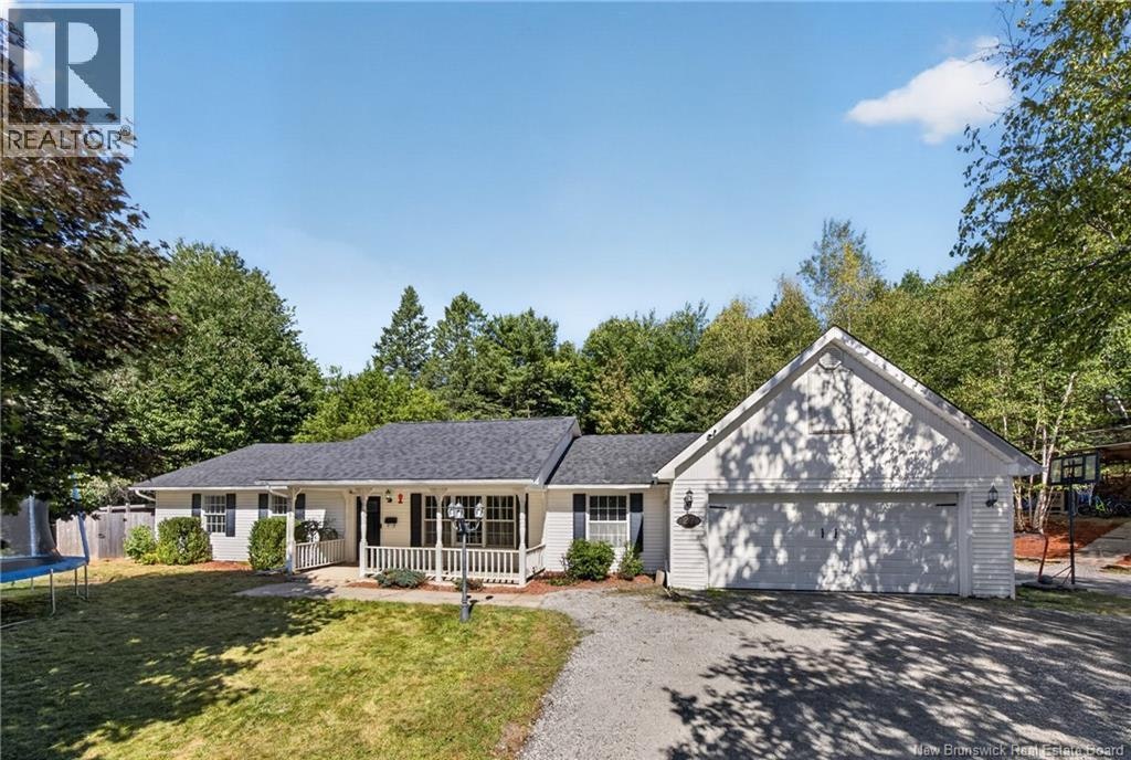 27 Cedar Ridge Drive, Douglas, NB, E3A 7X2