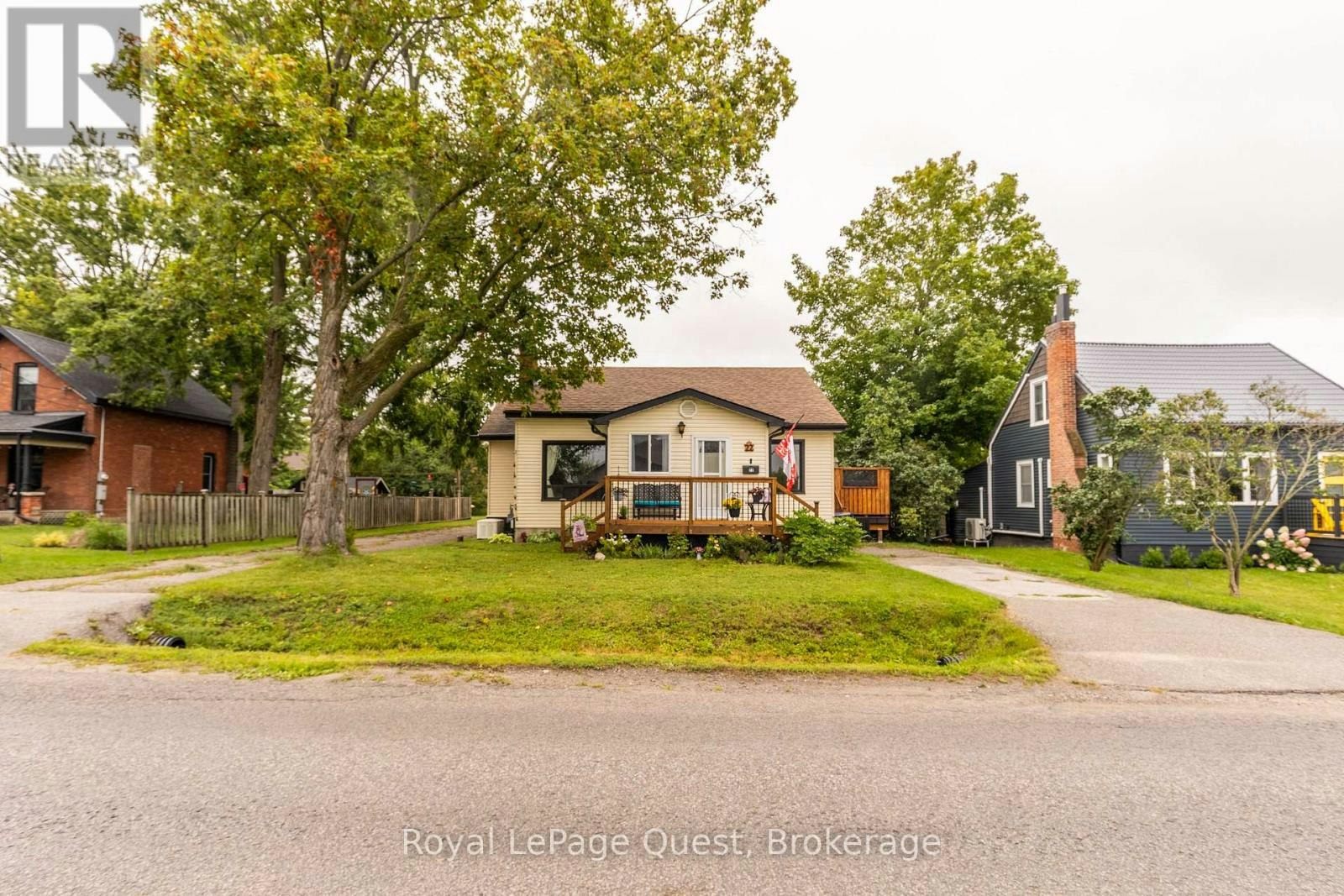 22 Creighton Street N, Ramara, ON, L3V 1A8