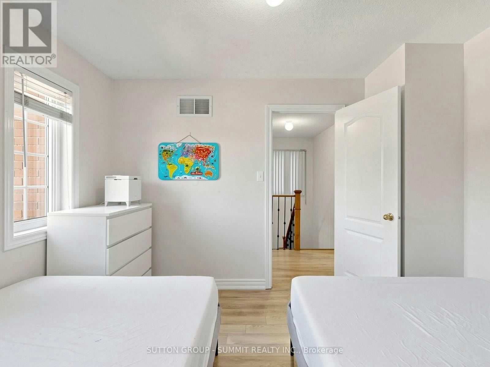 4880 Yorkshire Avenue, Mississauga, ON, L4Z 4H6 - 26