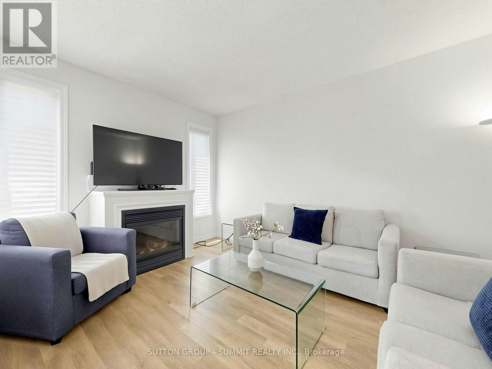 4880 Yorkshire Avenue, Mississauga, ON, L4Z 4H6 - 8