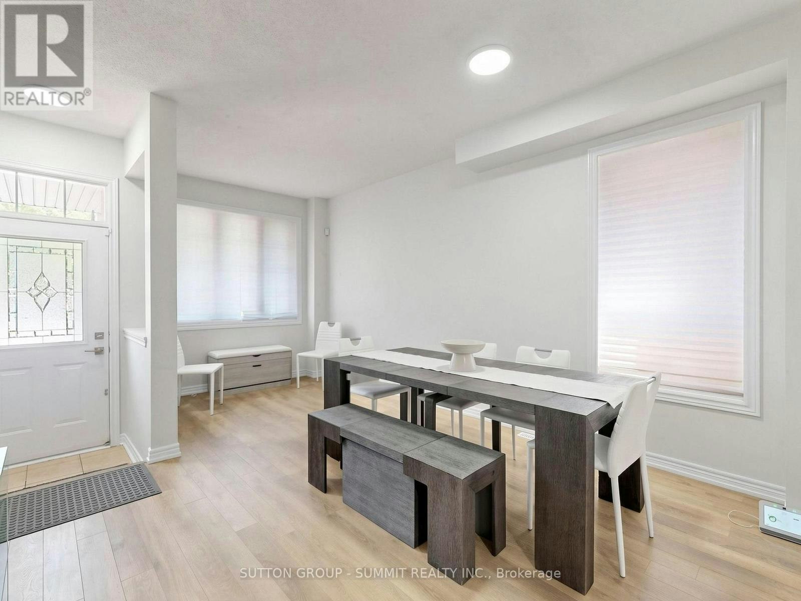 4880 Yorkshire Avenue, Mississauga, ON, L4Z 4H6 - 3
