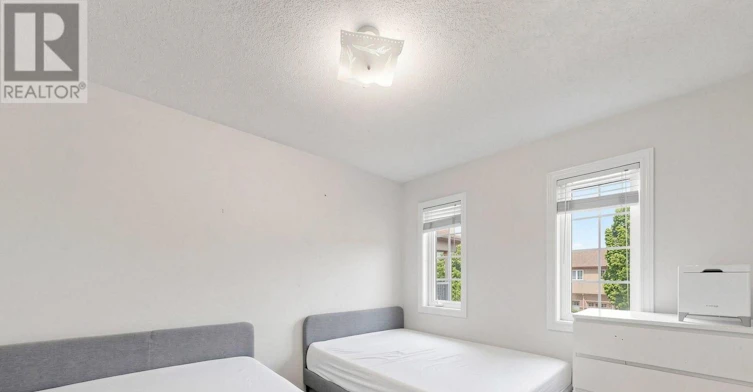 4880 Yorkshire Avenue, Mississauga, ON, L4Z 4H6 - 25