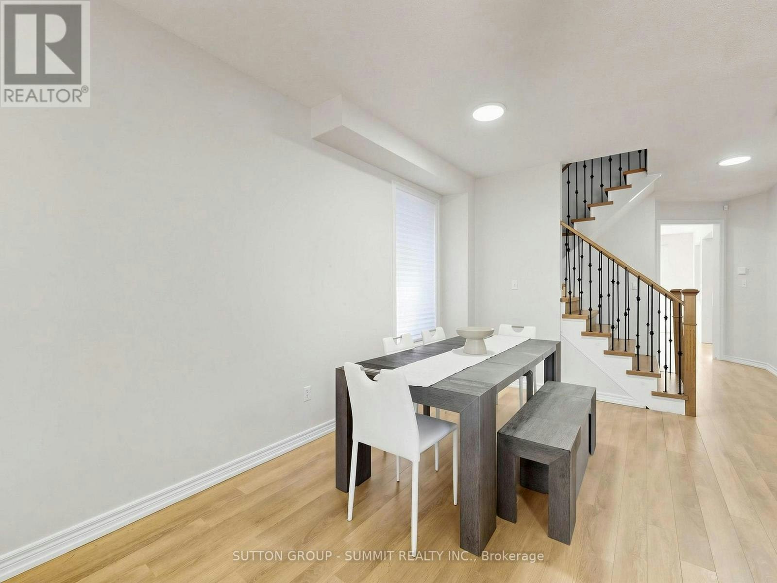 4880 Yorkshire Avenue, Mississauga, ON, L4Z 4H6 - 5