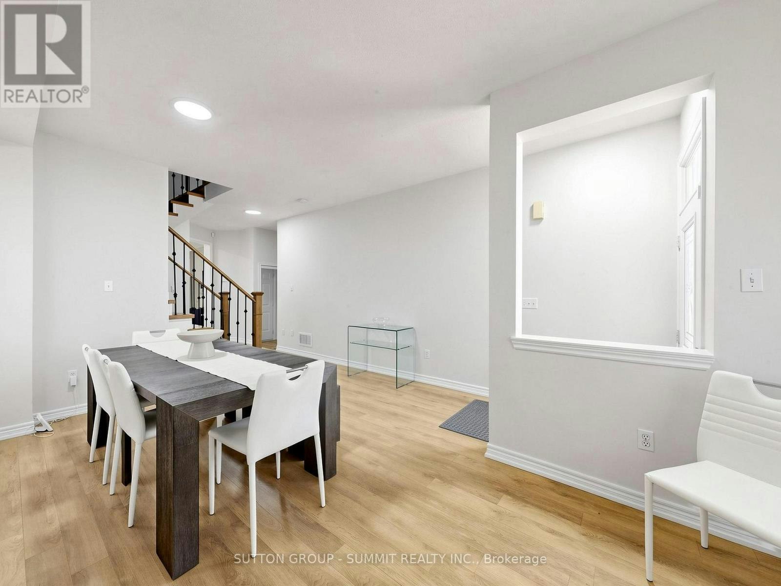4880 Yorkshire Avenue, Mississauga, ON, L4Z 4H6 - 6