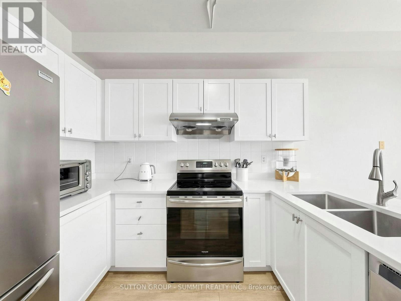 4880 Yorkshire Avenue, Mississauga, ON, L4Z 4H6 - 13