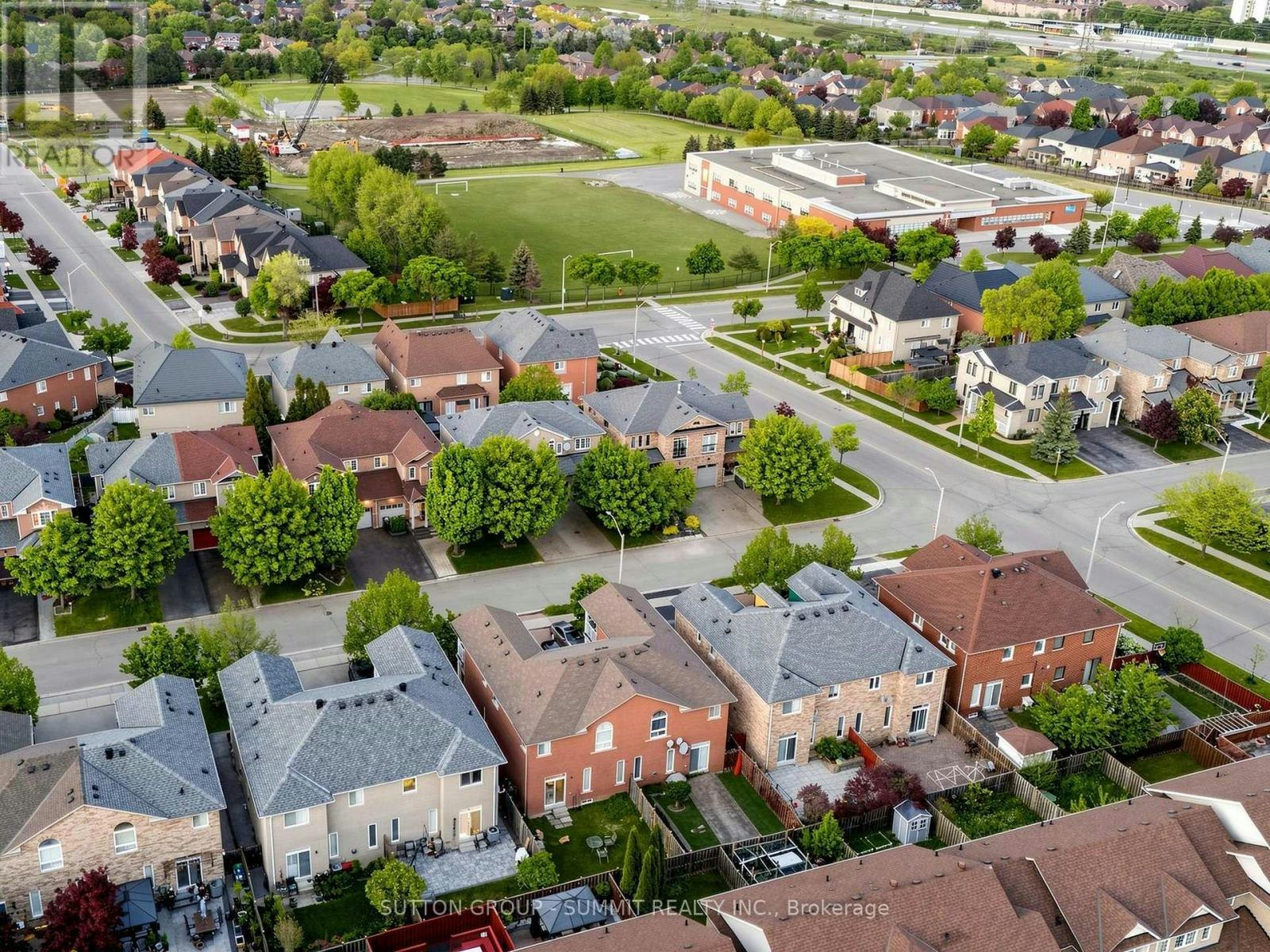 4880 Yorkshire Avenue, Mississauga, ON, L4Z 4H6 - 41