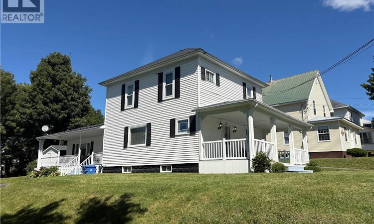 25 Hillcrest Avenue
