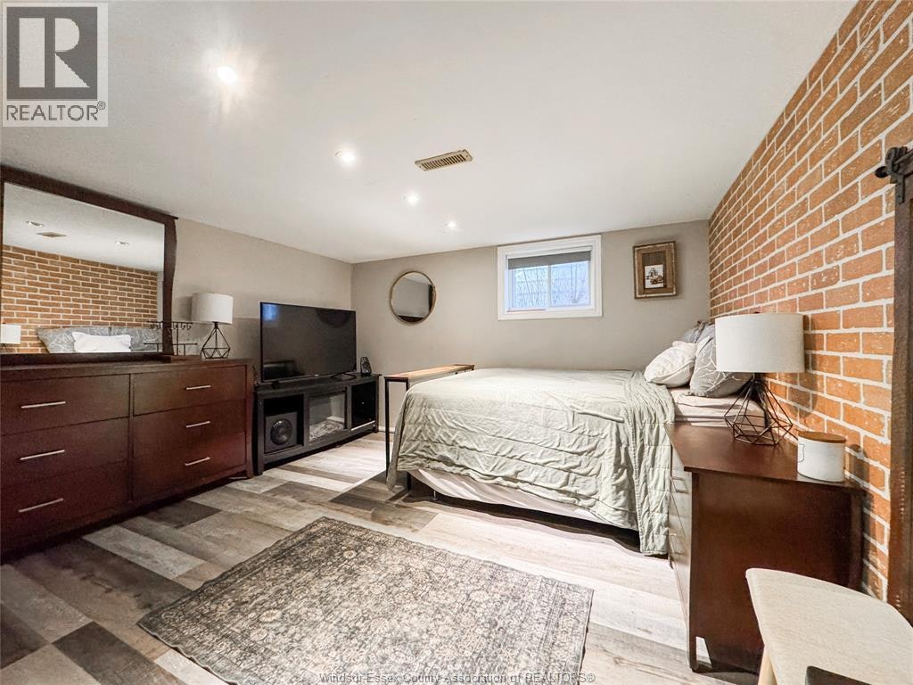 MAIN-1444 Bernard, Windsor, ON, N9Y 4K3 - 22