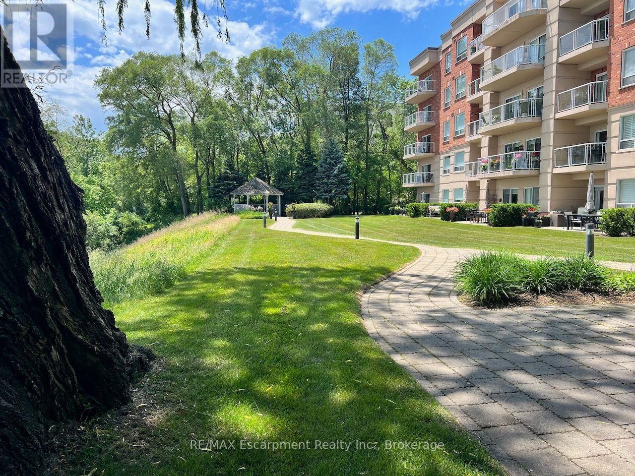 310-5188 Lakeshore Road, Burlington, ON, L7L 6P4