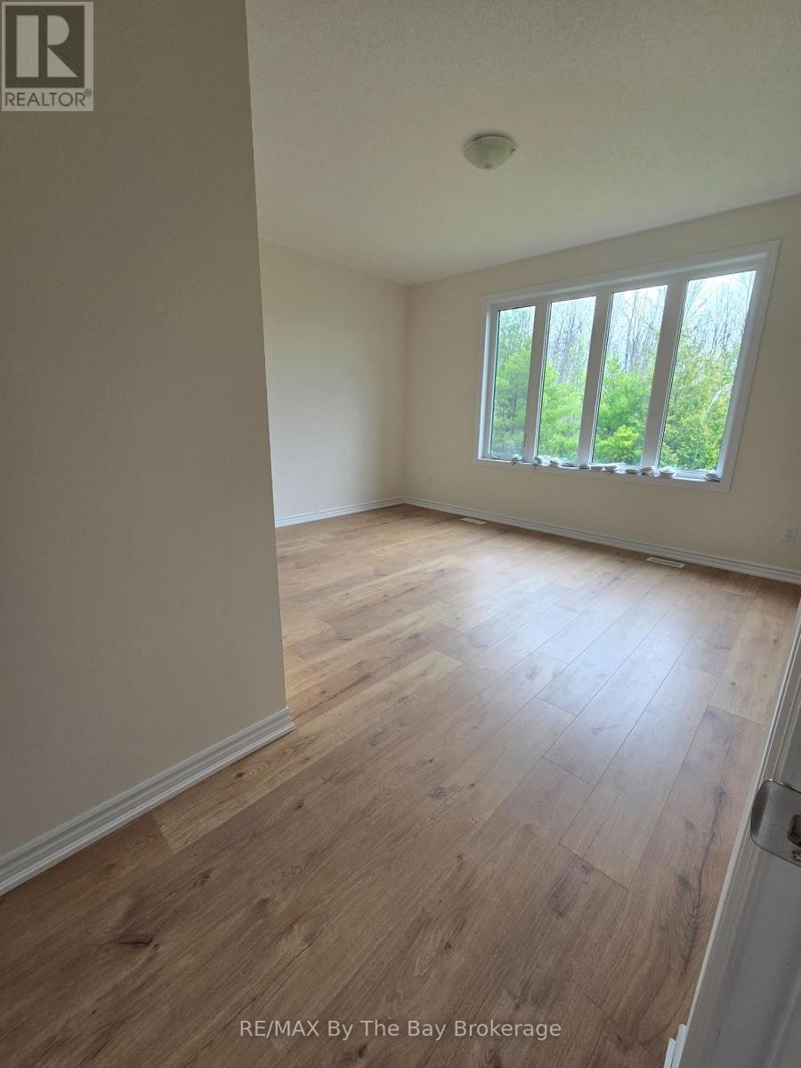 40 Rosanne Circle, Wasaga Beach, ON, L9Z 0N3 - 8