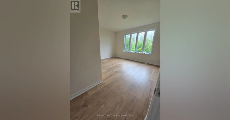 40 Rosanne Circle, Wasaga Beach, ON, L9Z 0N3 - 8