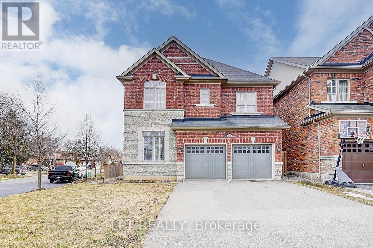 116 Dunlop Street, Richmond Hill, ON, L4C 0X1
