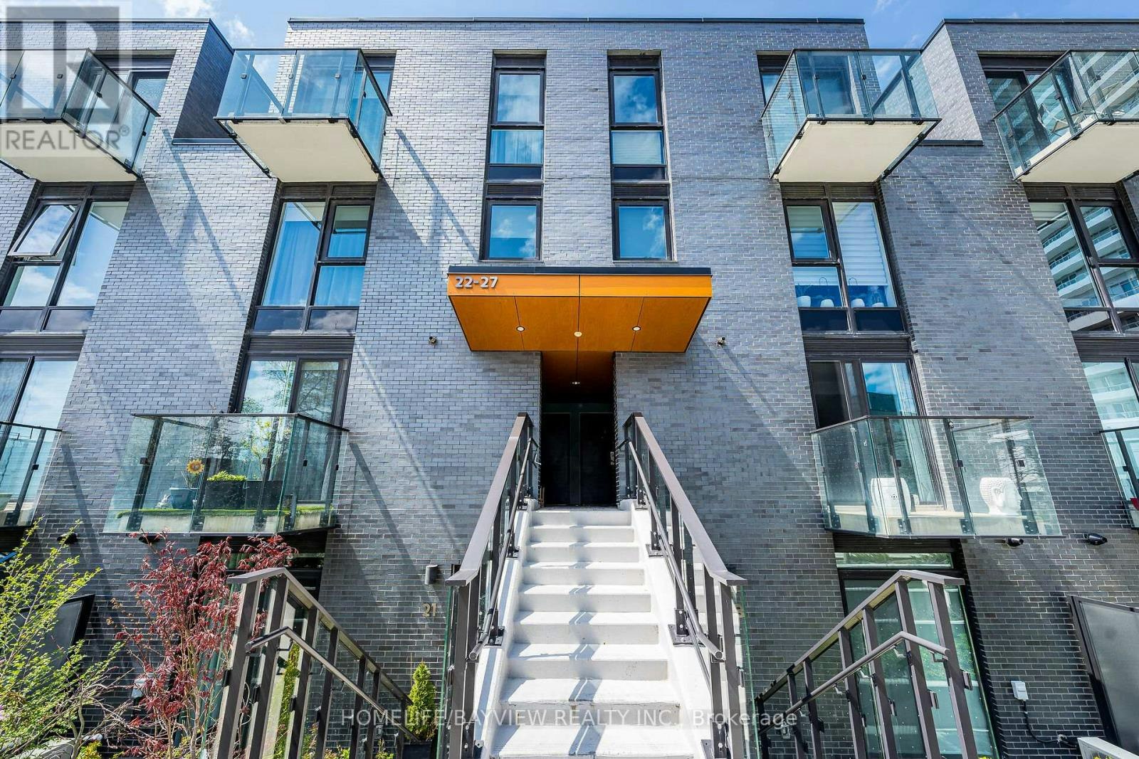 24-10 Brin Drive, Toronto, ON, M8X 0B3