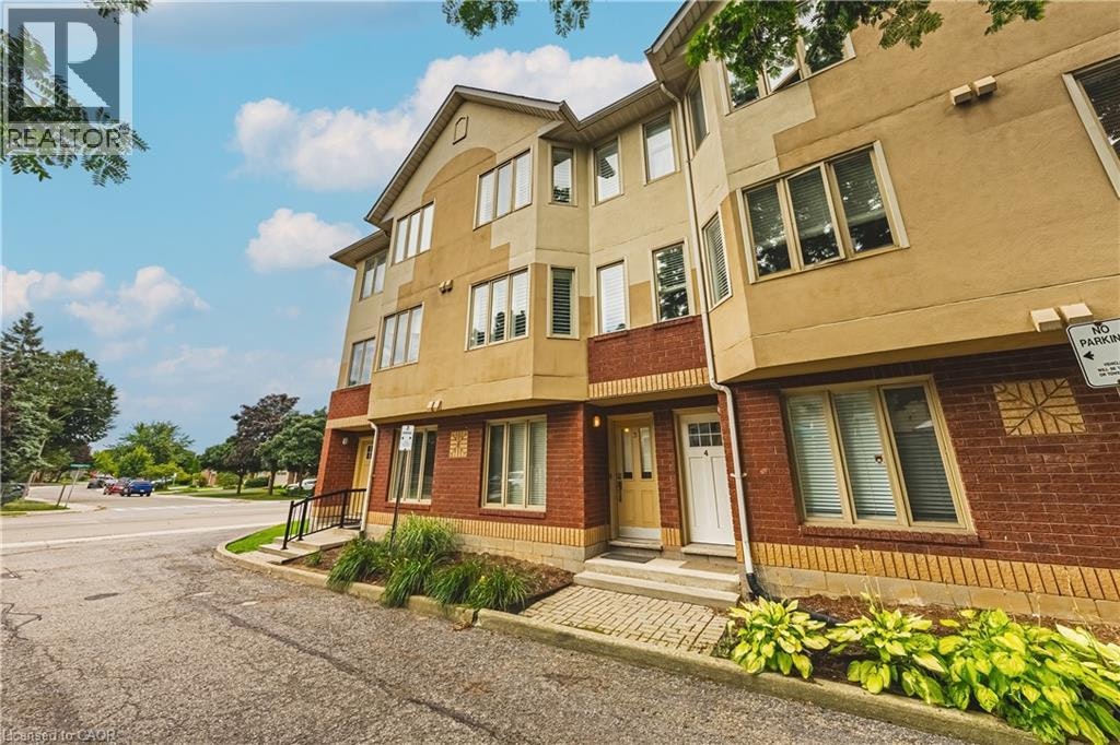 3-266 Limeridge Road E, Hamilton, ON, L9A 2S7