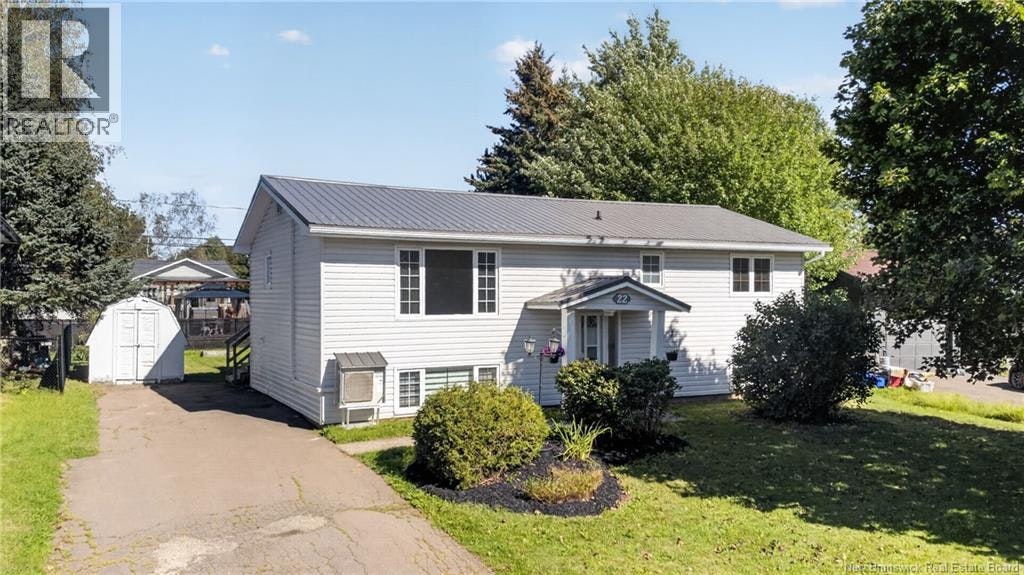 22 Pembroke Crescent, Riverview, NB, E1B 3Z8